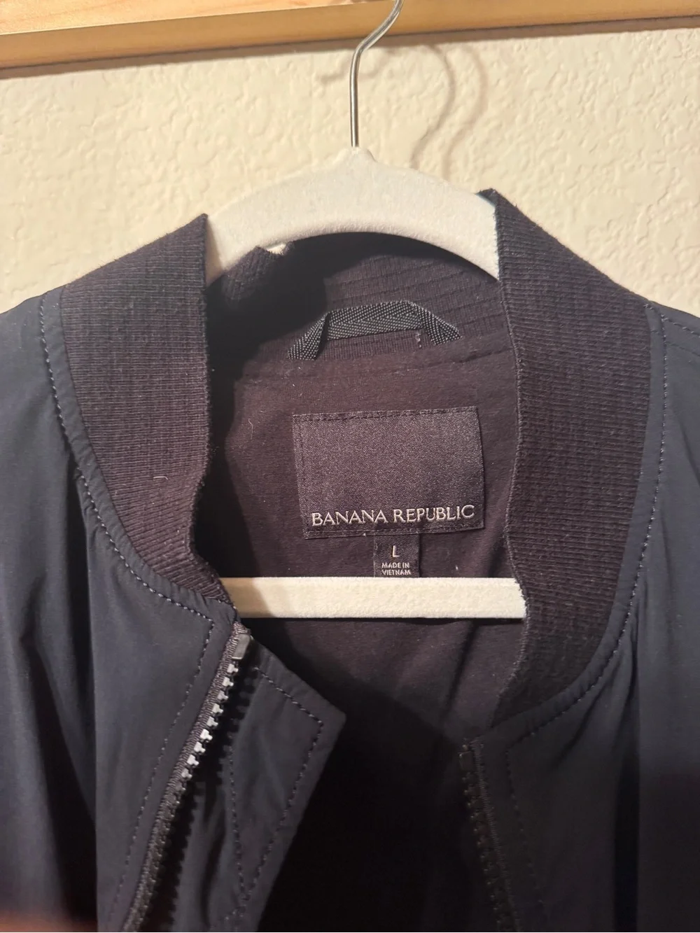 Banana Republic Men's Black Bomber Jacket- Large